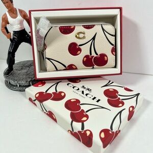 Sold❌Coach Essential Small Zip Around Card Case With Cherry Print